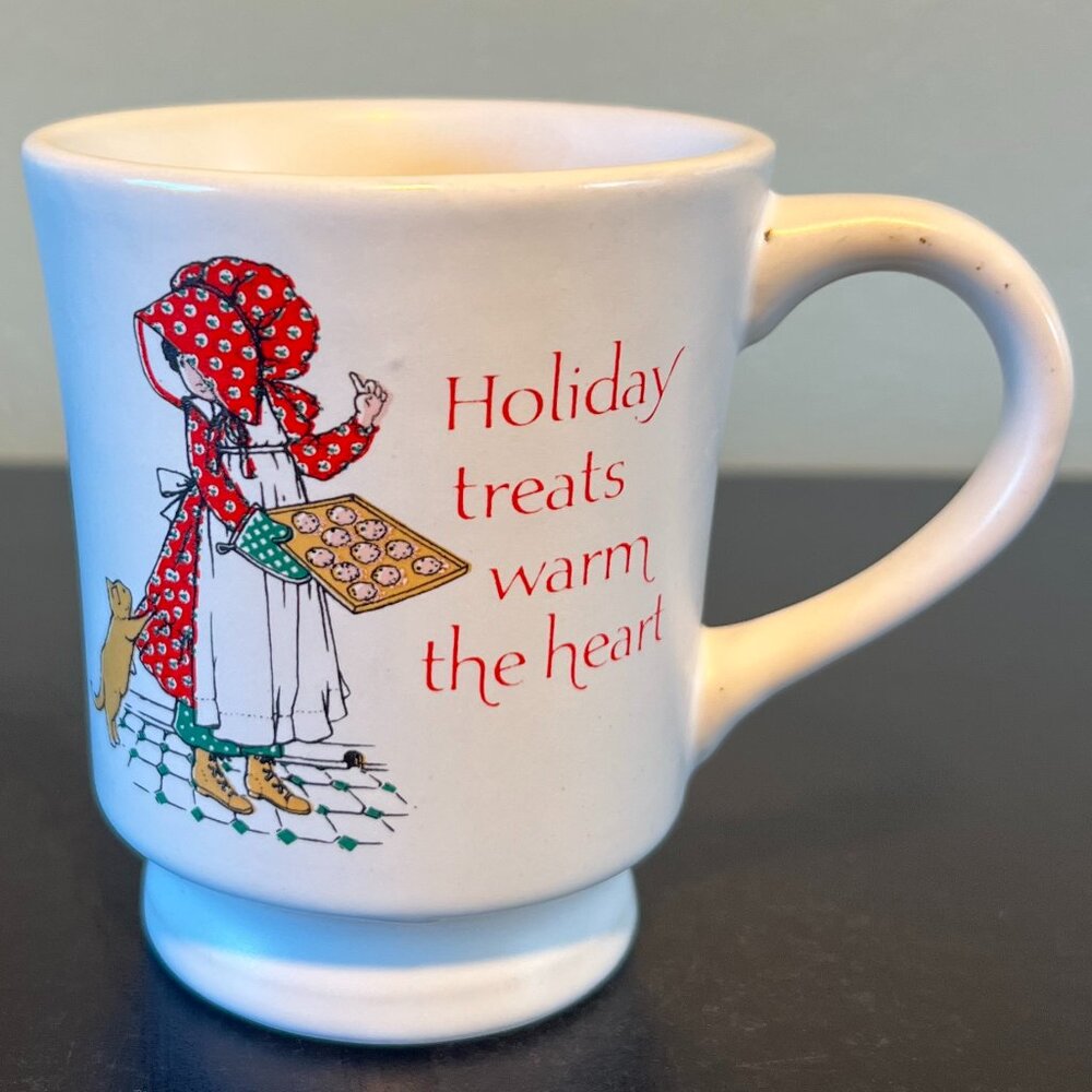 Vtg HOLLY HOBBIE A Christmas Keepsake Designers Collection Stoneware Mug 1980